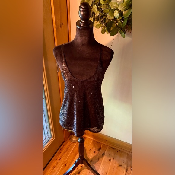 🔥Black Sequin Cami Tank Top🔥 NEW - Picture 2 of 6
